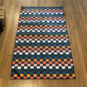 NWOT SLOWTIDE X GQ Quick Dry Towel  Sundown Quick Dry Towel